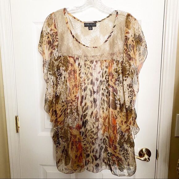 Sheer Leopard and Lace Flutter Sleeve 3X Top - Picture 1 of 8